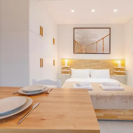Luxurious Studio Apartment In The Heart Of Athens Exterior photo