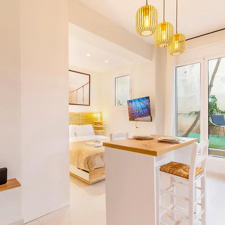 Luxurious Studio Apartment In The Heart Of Athens Exterior photo