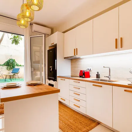 Luxurious Studio Apartment In The Heart Of Athens Exterior photo