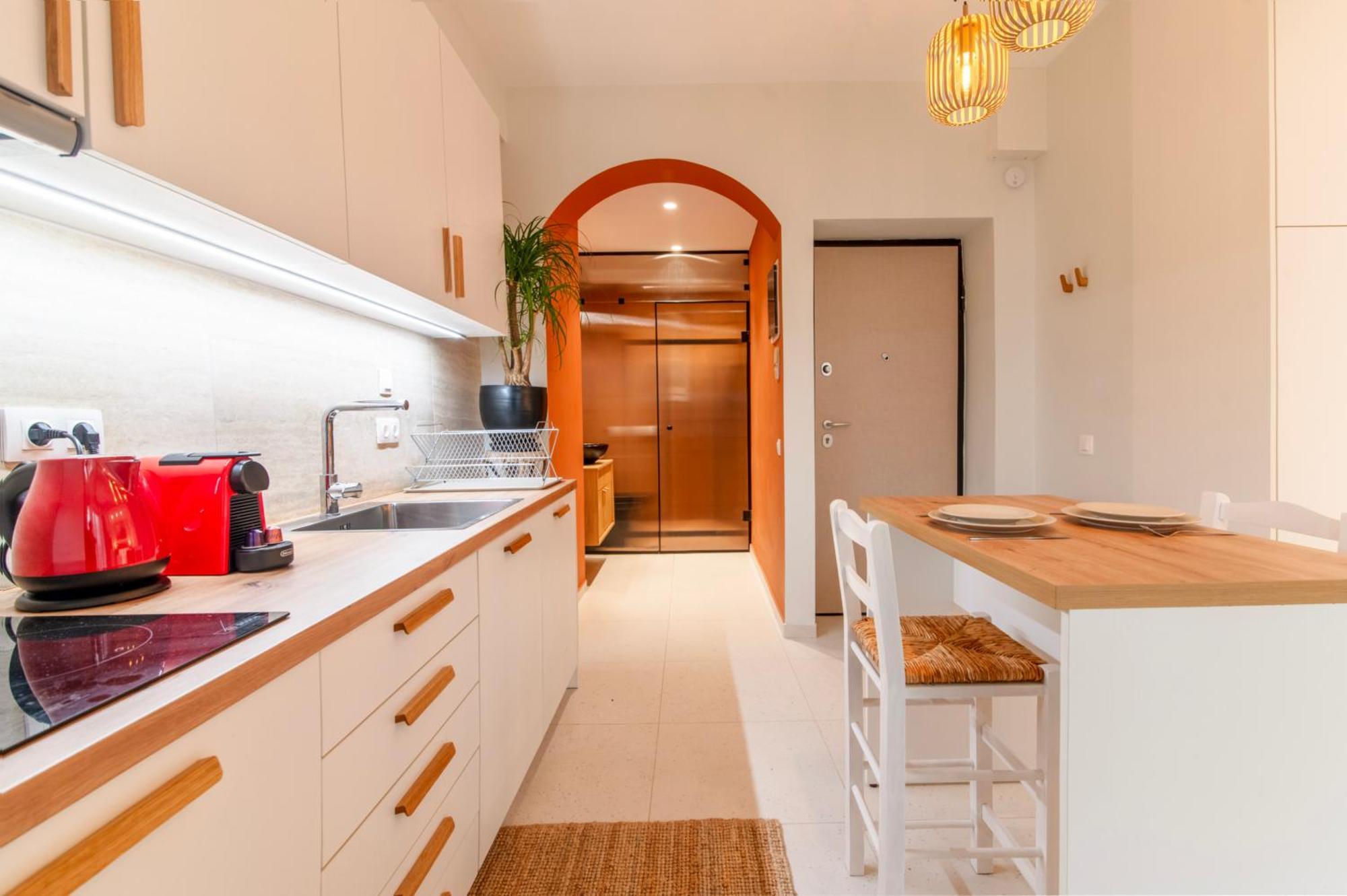 Apartment Luxurious In The Heart Of Athens